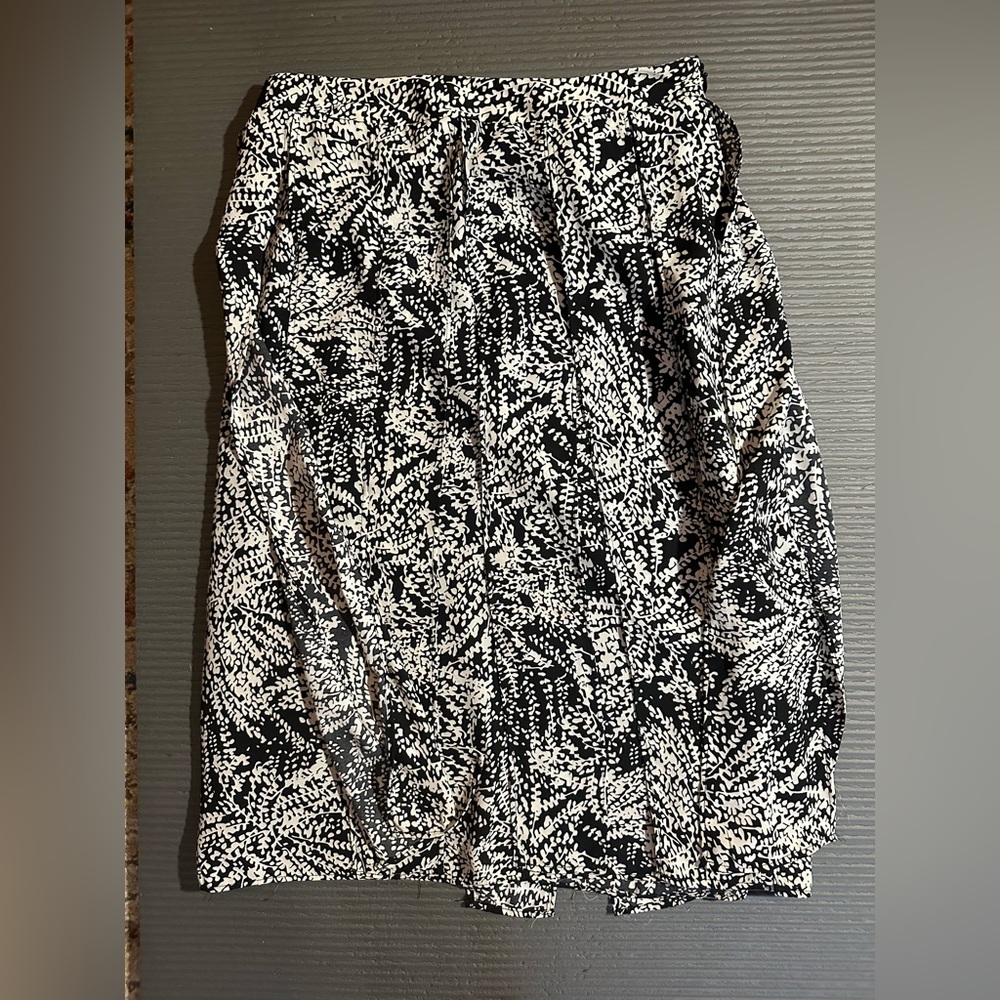 Fun flowy skirt
